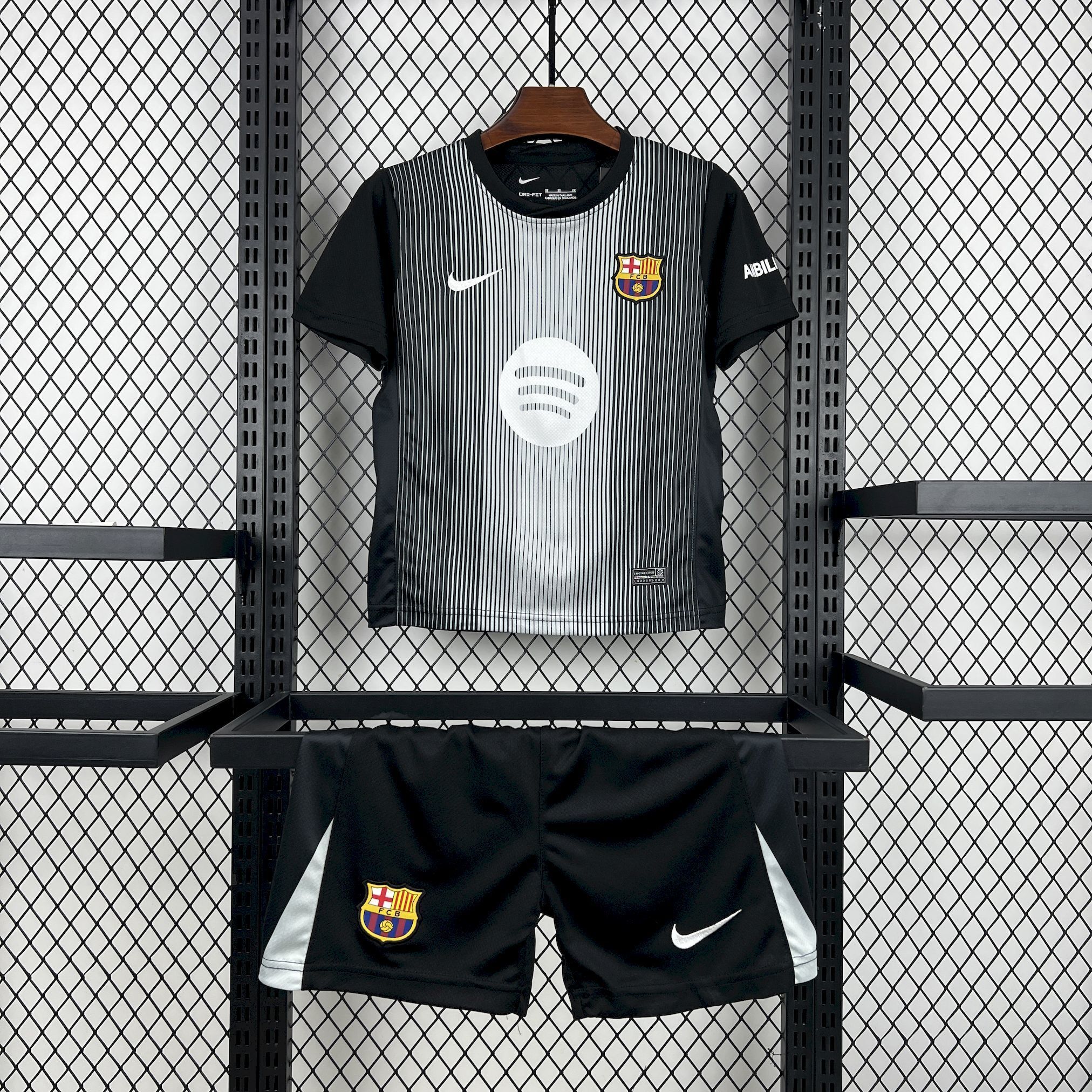 Barcelona 2025/26 Goalkeeper Kit Kids