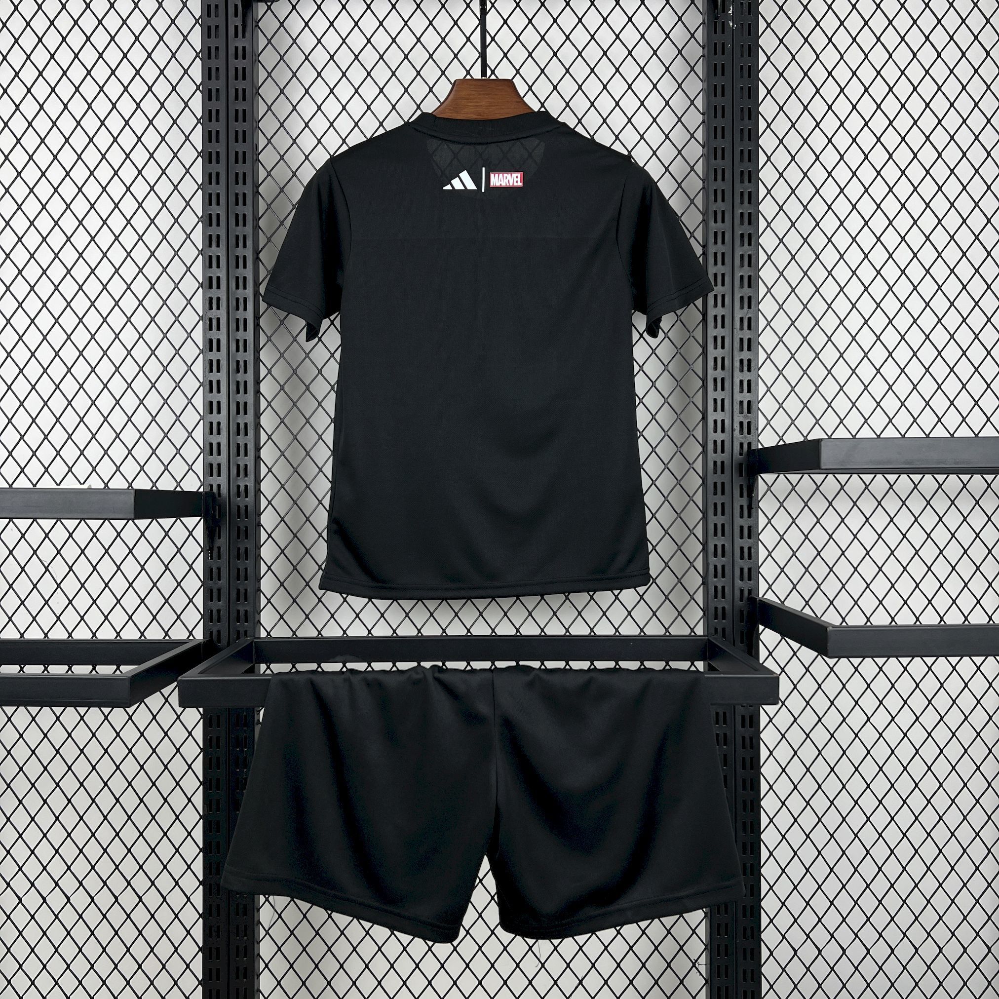 Real Madrid 2025/26 Pre-Match Kit Kids